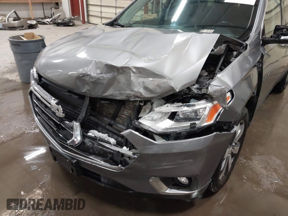 2018 Chevrolet Traverse LT Leather with VIN 1GNEVHKW2JJ220525, listed as a IAAI auction lot 41570668 with 147,721 mi miles. Bid and sale history available at carsss.com. Image 6.
