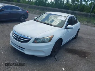2011 Honda Accord LX z VIN 1HGCP2F31BA139719, wystawiony jako IAAI lot #42354409 z przebiegiem 219 184 mil mil oraz . Historia ofert i sprzedaży dostępna na DreamBid. Obrazek 2.