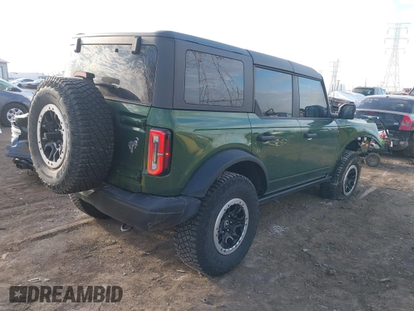 2023 Ford Bronco z VIN 1FMEE5DP2PLA95399, wystawiony jako IAAI lot #41899728 z przebiegiem 16 199 mil mil oraz . Historia ofert i sprzedaży dostępna na DreamBid. Obrazek 4.
