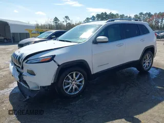 2018 Jeep Cherokee Limited with VIN 1C4PJMDX3JD588626, listed as a IAAI auction lot 41913964 with 80,106 mi miles. Bid and sale history available at carsss.com. Image 17.