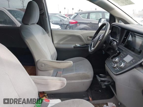 2017 Toyota Sienna L with VIN 5TDZZ3DC7HS840675, listed as a IAAI auction lot 41013412 with 284,664 mi miles and . Bid and sale history available at DreamBid. Image 5.