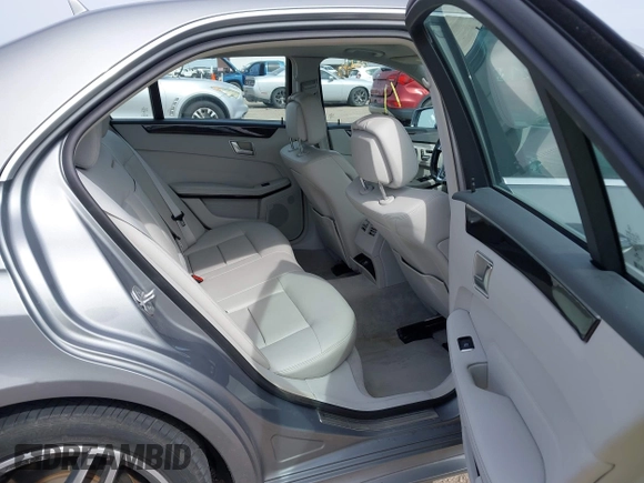 2014 Mercedes-Benz E-Class E 350 Sport with VIN WDDHF5KB1EA967253, listed as a IAAI auction lot 41707779 with 74,424 mi miles. Bid and sale history available at carsss.com. Image 8.