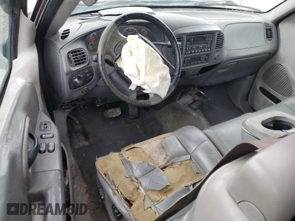 2002 Ford F-150 XL z VIN 1FTRX17W22NB68683, wystawiony jako Copart lot #50702385 z przebiegiem Nie podano mil oraz Szkoda całkowita • Salvage title. Historia ofert i sprzedaży dostępna na DreamBid. Obrazek 8.