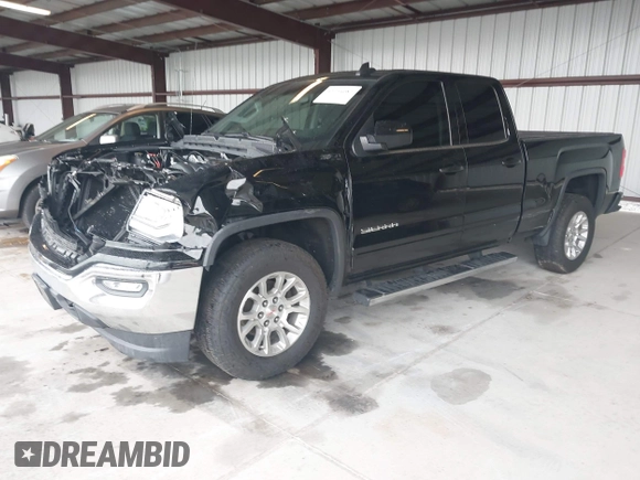 2017 GMC Sierra 1500 SLE z VIN 1GTV2MEC2HZ324763, wystawiony jako IAAI lot #42234082 z przebiegiem 106 984 mil mil oraz . Historia ofert i sprzedaży dostępna na DreamBid. Obrazek 17.