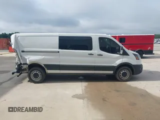2023 Ford Transit Cargo с VIN 1FTBR1Y88PKA76644, выставлен на аукционе IAAI как лот 42382300 с пробегом 42 299 миль миль и . История ставок и продаж доступна на DreamBid. Изображение 13.