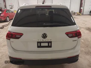 2024 Volkswagen Tiguan SE with VIN 3VVMB7AX6RM135219, listed as a IAAI auction lot 42311133 with 7,885 mi miles and . Bid and sale history available at DreamBid. Image 16.