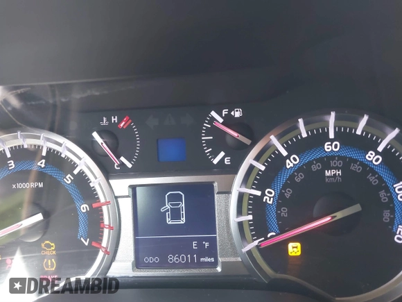 2018 Toyota 4Runner SR5 with VIN JTEBU5JR3J5597331, listed as a IAAI auction lot 41506914 with 86,011 mi miles. Bid and sale history available at carsss.com. Image 7.