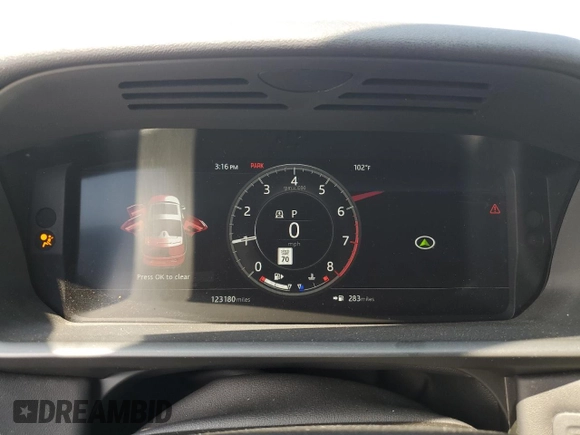 2018 Land Rover Discovery HSE Luxury with VIN SALRT2RV6JA074679, listed as a Copart auction lot 61619354 with 123,180 mi miles and Salvage Title. Bid and sale history available at carsss.com. Image 9.