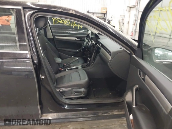 2020 Volkswagen Passat SE with VIN 1VWWA7A3XLC021477, listed as a IAAI auction lot 42473029 with 96,434 mi miles and . Bid and sale history available at DreamBid. Image 5.
