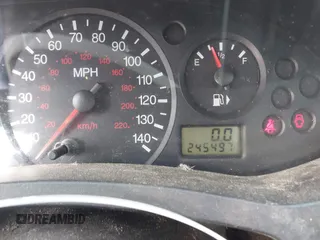 2006 Ford Focus S z VIN 1FAFP34N26W126644, wystawiony jako IAAI lot #42273767 z przebiegiem 245 497 mil mil oraz . Historia ofert i sprzedaży dostępna na DreamBid. Obrazek 7.