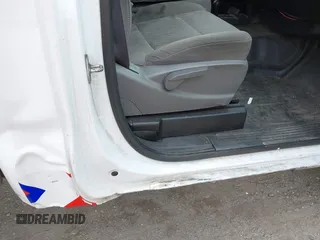 2017 Chevrolet Silverado 3500HD with VIN 1GC0KYEG4HZ401007, listed as a IAAI auction lot 41629647 with 210,431 mi miles and . Bid and sale history available at DreamBid. Image 19.