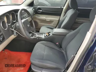 2005 Dodge Magnum SE z VIN 2D8FV48V85H546763, wystawiony jako Copart lot #68345394 z przebiegiem 92 012 mil mil oraz Szkoda całkowita • Salvage title. Historia ofert i sprzedaży dostępna na DreamBid. Obrazek 7.
