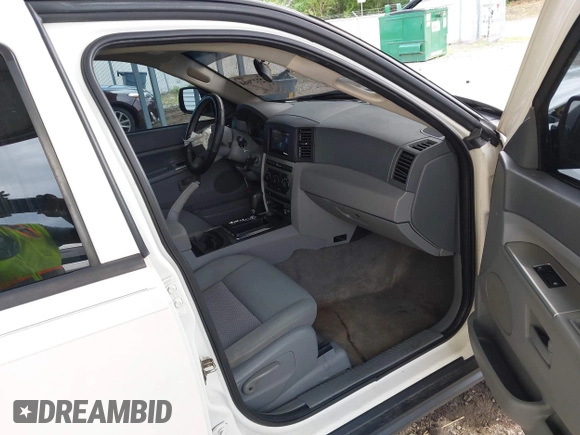 2006 Jeep Grand Cherokee Laredo with VIN 1J4GR48K46C172163, listed as a IAAI auction lot 42727664 with 147,603 mi miles and . Bid and sale history available at DreamBid. Image 5.