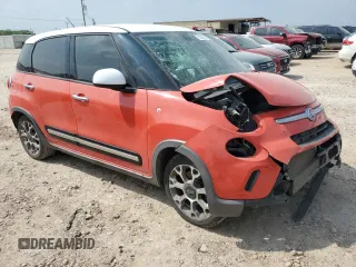 2014 FIAT 500L Trekking z VIN ZFBCFADH8EZ011075, wystawiony jako Copart lot #51542315 z przebiegiem 118 661 mil mil oraz Szkoda całkowita • Salvage title. Historia ofert i sprzedaży dostępna na DreamBid. Obrazek 4.