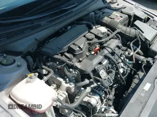 2024 Hyundai Elantra N Line z VIN KMHLR4DF8RU823043, wystawiony jako IAAI lot #43169558 z przebiegiem 8 365 mil mil oraz . Historia ofert i sprzedaży dostępna na DreamBid. Obrazek 21.