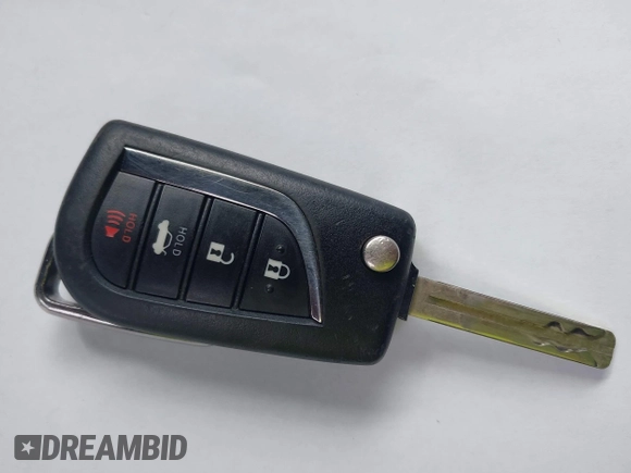 2021 Toyota Corolla LE with VIN 5YFEPMAE8MP219500, listed as a IAAI auction lot 41918596 with 105,576 mi miles and . Bid and sale history available at DreamBid. Image 11.