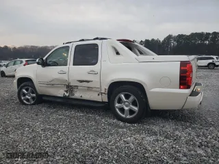 2011 Chevrolet Avalanche LTZ with VIN 3GNTKGE36BG334977, listed as a Copart auction lot 48656615 with 92,922 mi miles and Salvage Title. Bid and sale history available at carsss.com. Image 2.