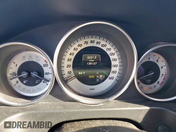 2014 Mercedes-Benz E 350 Luxury with VIN WDDHF8JB5EB041578, listed as a Copart auction lot 61388795 with 138,137 mi miles and Clean title. Bid and sale history available at DreamBid. Image 9.