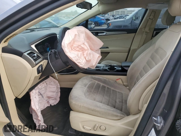 2014 Ford Fusion SE with VIN 1FA6P0H72E5373192, listed as a Copart auction lot 49282105 with 179,386 mi miles and Salvage Title. Bid and sale history available at carsss.com. Image 7.