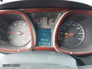 2011 Chevrolet Equinox LT w/2LT with VIN 2GNALPEC7B1228325, listed as a IAAI auction lot 41592518 with 177,675 mi miles. Bid and sale history available at carsss.com. Image 7.