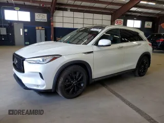 2020 Infiniti QX50 ESSENTIAL with VIN 3PCAJ5M32LF114512, listed as a Copart auction lot 55072625 with 131,863 mi miles and Clean Title. Bid and sale history available at carsss.com. Image 1.