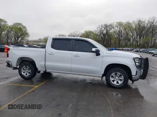 2021 Chevrolet Silverado 1500 LT with VIN 3GCUYDED4MG312692, listed as a IAAI auction lot 41922874 with 141,479 mi miles. Bid and sale history available at carsss.com. Image 13.