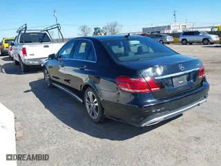 2016 Mercedes-Benz E-Class E 250 BlueTEC Luxury with VIN WDDHF0EB9GB274152, listed as a IAAI auction lot 41714634 with 77,661 mi miles. Bid and sale history available at carsss.com. Image 3.