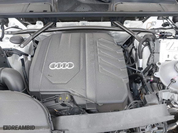 2025 Audi Q5 S line Premium Plus with VIN WA1EAAFY3S2013364, listed as a IAAI auction lot 41813601 with 1,450 mi miles. Bid and sale history available at carsss.com. Image 10.