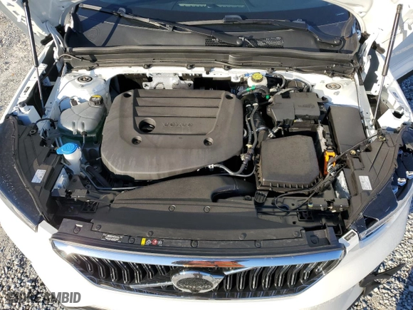 2023 Volvo XC40 Plus Bright Theme with VIN YV4L12UE1P2051871, listed as a Copart auction lot 81667774 with 13,730 mi miles and Salvage Title. Bid and sale history available at carsss.com. Image 13.