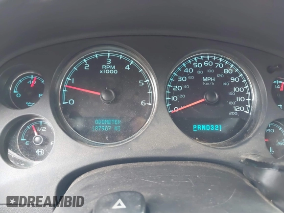 2008 Chevrolet Suburban 2LT with VIN 3GNFK16308G293344, listed as a IAAI auction lot 41713960 with 187,907 mi miles and . Bid and sale history available at DreamBid. Image 7.