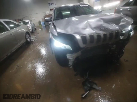 2019 Jeep Cherokee Latitude with VIN 1C4PJMCB3KD255284, listed as a Copart auction lot 46167495 with 95,166 mi miles and Salvage Title. Bid and sale history available at carsss.com. Image 13.