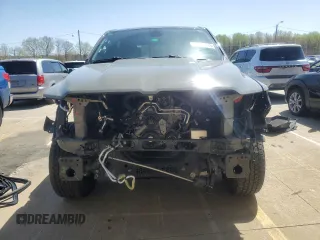 2020 Ram 1500 Big Horn z VIN 1C6SRFFT9LN379629, wystawiony jako Copart lot #51930605 z przebiegiem 71 697 mil mil oraz Szkoda całkowita • Salvage title. Historia ofert i sprzedaży dostępna na DreamBid. Obrazek 5.