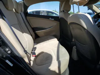 2012 Hyundai Accent GLS z VIN KMHCT4AE3CU048848, wystawiony jako Copart lot #57915275 z przebiegiem 142 282 mil mil oraz Tytuł czysty. Historia ofert i sprzedaży dostępna na DreamBid. Obrazek 10.