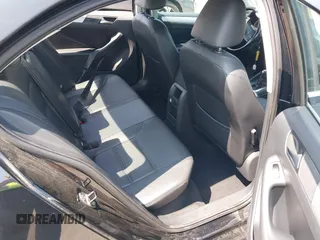 2013 Volkswagen Jetta SE with VIN 3VWDP7AJ4DM415061, listed as a IAAI auction lot 42414027 with 192,577 mi miles and . Bid and sale history available at DreamBid. Image 8.