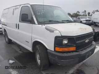 2006 Chevrolet Express Cargo z VIN 1GCHG35U461114730, wystawiony jako IAAI lot #41774915 z przebiegiem 260 059 mil mil oraz . Historia ofert i sprzedaży dostępna na DreamBid. Obrazek 1.