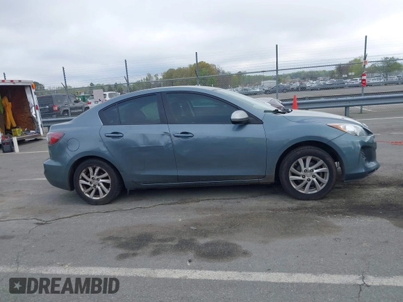 2012 Mazda Mazda3 i Touring with VIN JM1BL1V79C1618007, listed as a IAAI auction lot 41911962 with 192,041 mi miles. Bid and sale history available at carsss.com. Image 12.