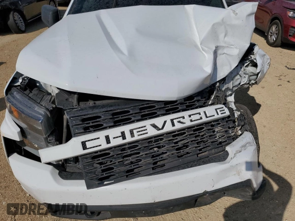 2022 Chevrolet Silverado 1500 Custom with VIN 3GCPWBEK7NG131092, listed as a Copart auction lot 50351115 with 58,409 mi miles and Salvage Title. Bid and sale history available at DreamBid. Image 11.