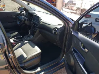 2019 Hyundai Kona Limited with VIN KM8K33A57KU223932, listed as a IAAI auction lot 41869416 with 102,424 mi miles. Bid and sale history available at carsss.com. Image 5.