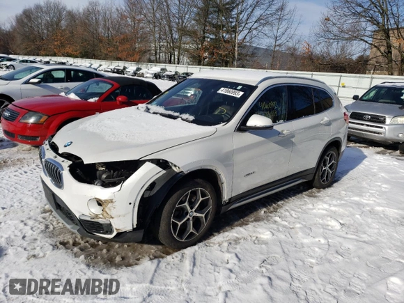 2017 BMW X1 xDrive28i with VIN WBXHT3C33H5F77000, listed as a Copart auction lot 41860993 with 113,553 mi miles. Bid and sale history available at carsss.com. Image 1.