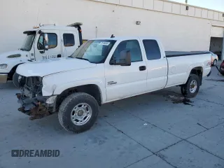 2006 Chevrolet Silverado 3500 SRW LT3 with VIN 1GCHK39DX6E233268, listed as a Copart auction lot 79136634 with 281,339 mi miles and Salvage Title. Bid and sale history available at carsss.com. Image 1.