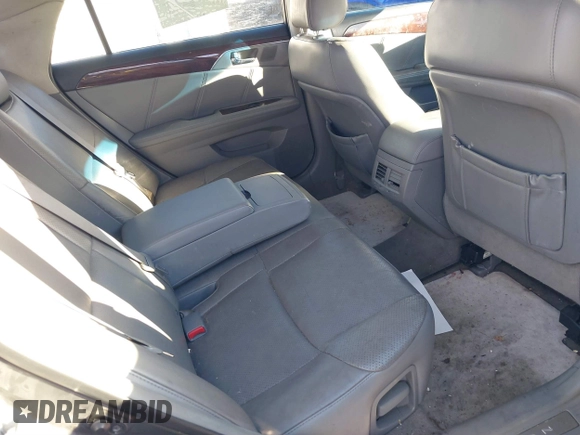 2008 Toyota Avalon XL with VIN 4T1BK36B18U311398, listed as a IAAI auction lot 40932176 with 272,607 mi miles. Bid and sale history available at carsss.com. Image 8.
