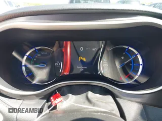 2024 Chrysler Pacifica Hybrid Select with VIN 2C4RC1S70RR169467, listed as a IAAI auction lot 42448734 with 38,062 mi miles and . Bid and sale history available at DreamBid. Image 7.