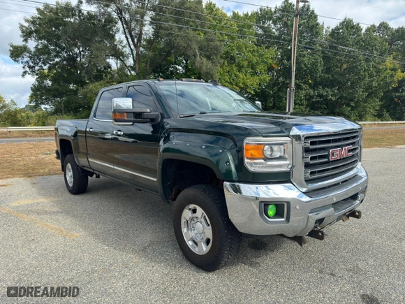 2015 GMC Sierra 2500HD available WiFi SLT with VIN 1GT12ZE82FF581685, listed as a Copart auction lot 86005854 with NaN miles and Clean Title. Bid and sale history available at carsss.com. Image 1.