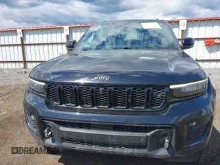 2023 Jeep Grand Cherokee Overland with VIN 1C4RJHDG2PC526889, listed as a IAAI auction lot 42247177 with 71,390 mi miles and . Bid and sale history available at DreamBid. Image 12.