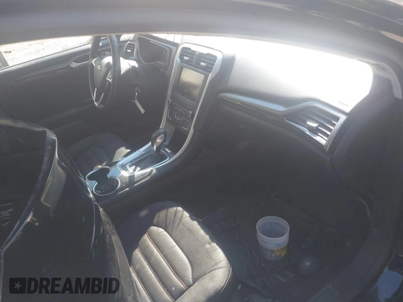 2016 Ford Fusion SE with VIN 3FA6P0H70GR373188, listed as a IAAI auction lot 42310193 with 127,295 mi miles and . Bid and sale history available at DreamBid. Image 5.