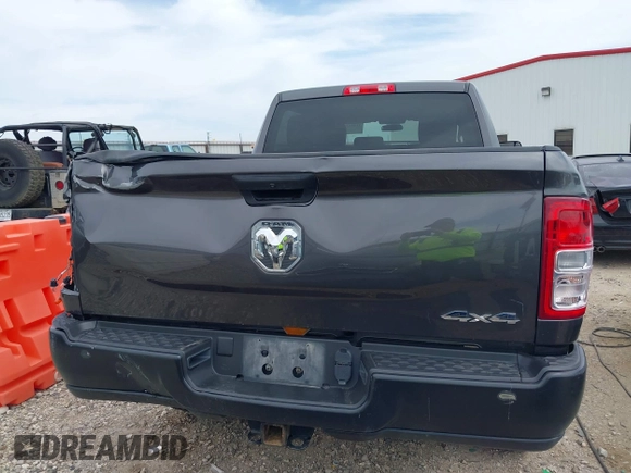 2022 Ram 2500 Tradesman with VIN 3C6UR5CL6NG144527, listed as a IAAI auction lot 41426310 with 63,512 mi miles. Bid and sale history available at carsss.com. Image 17.