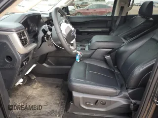 2024 Ford Expedition XLT с VIN 1FMJU1H83REB03675, выставлен на аукционе Copart как лот 89360115 с пробегом 2 722 миль миль и Списание • Salvage title. История ставок и продаж доступна на DreamBid. Изображение 7.