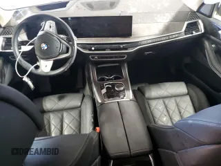 2024 BMW X7 xDrive40i with VIN 5UX23EM04R9S48041, listed as a Copart auction lot 45859435 with 0 mi miles and Salvage Title. Bid and sale history available at carsss.com. Image 8.
