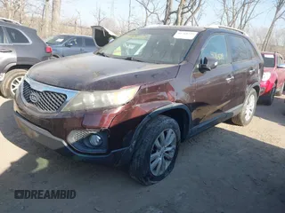 2011 Kia Sorento EX with VIN 5XYKU4A20BG153415, listed as a IAAI auction lot 41768219 with 185,732 mi miles. Bid and sale history available at carsss.com. Image 18.