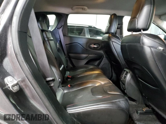 2019 Jeep Cherokee Trailhawk Elite with VIN 1C4PJMBNXKD182846, listed as a Copart auction lot 84090984 with 79,212 mi miles and Salvage title. Bid and sale history available at DreamBid. Image 12.